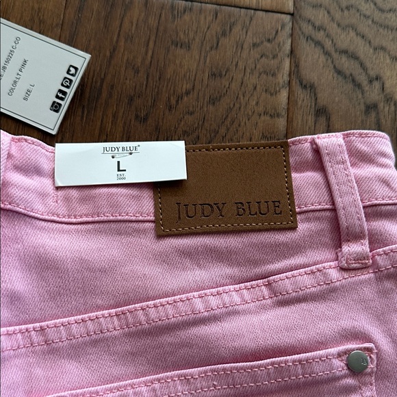 Judy Blue Pink Jean Shorts - Picture 7 of 7